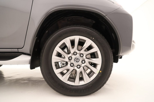 Toyota SW4 2.8 Srx 177cv 4x4 7as At