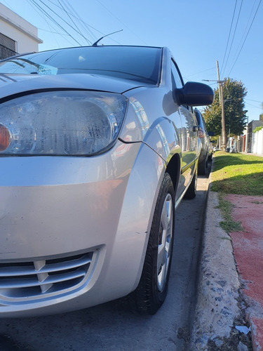 Ford Fiesta 1.6 Ambiente 2004