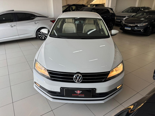 Volkswagen Jetta 2.0 4P TSI HIGHLINE 211 CV AUTOMÁTICO