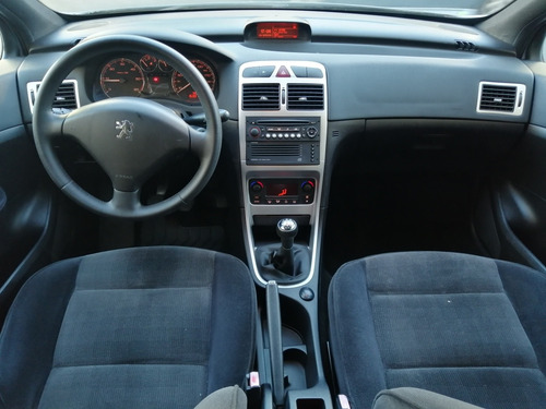 Peugeot 307 2.0 Sedan Hdi Xt Premium 110cv 2007
