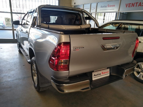 Imagen 10 de 18 de Toyota Hilux 2.8 Tdi 4x2 Srv Modelo 2016