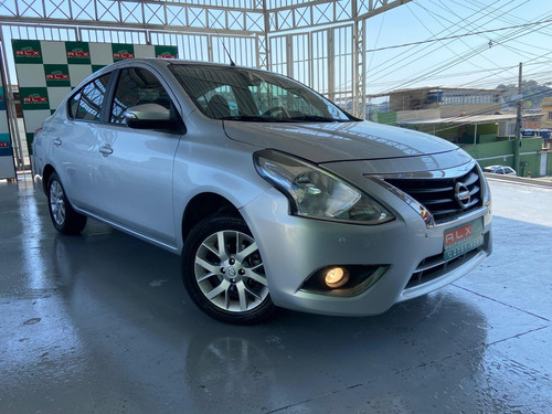 Nissan Versa 1.6 16V FLEXSTART SV 4P XTRONIC