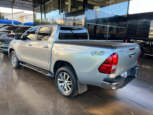 Toyota Hilux Srv Cd 4x4 AutomÁtico Flex