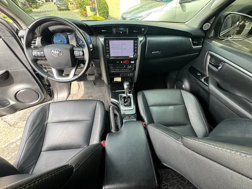 Toyota Fortuner 2.4 Street At 7As