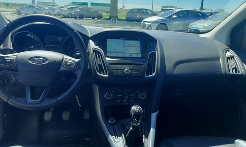Ford Focus 4 Puertas 2.0 Se M/t