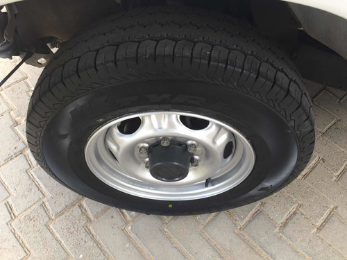 Nissan Np300 2.4 Chasis Dh Mt 2015