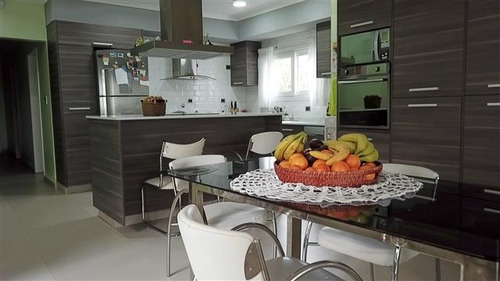 Casa En Venta : Canning : : Malibu