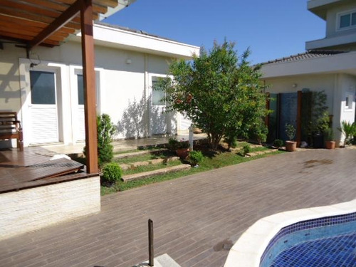 Imagem 7 de 15 de Casa De Alto Padrão Em Codomínio / Ca-049