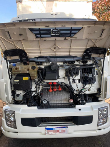 Imagem 4 de 15 de Volvo Vm 260