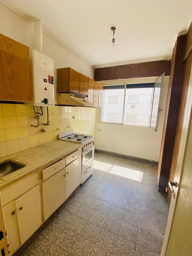 Imagen 3 de 13 de Venta 2 Ambientes En Belgrano A Modernizar