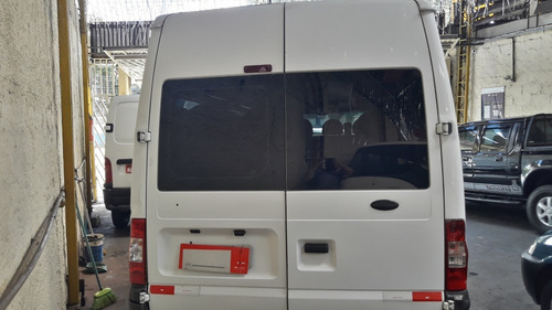 Imagem 3 de 11 de Ford Transit 2.2 14lug. 350l Bus 2012