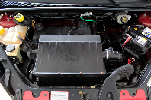 Ford Fiesta 1.6 Flex 4p Manual - 2008 - Vermelho