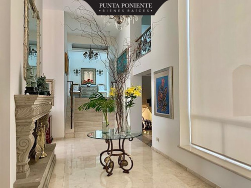 Imagen 18 de 23 de Casa En Venta - Lomas Hipódromo, Naucalpan - 4 Recámaras - 1