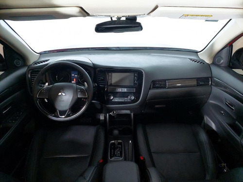 Imagem 14 de 15 de 183474 - Mitsubishi Outlander 2016 Com Garantia