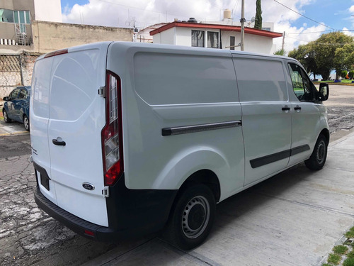 Imagen 7 de 15 de Ford Transit 2014 2.2 Van Corta Aa Custom Mt