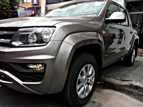 Imagen 2 de 15 de Volkswagen Amarok Comfortline 4x2 Manual 0 Km 2021