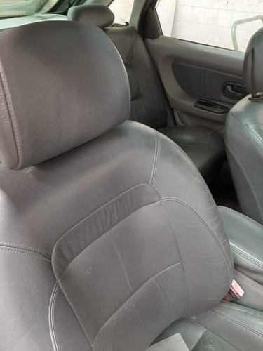 Renault Laguna 1999 3.0 V6 4p