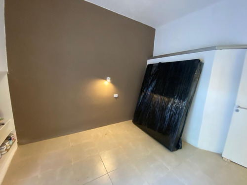 Casa En Córdoba · 3 Departamentos · Cerca De La Utn · Cochera · Pileta · Amoblado · Reciclado · Excelente Inversión