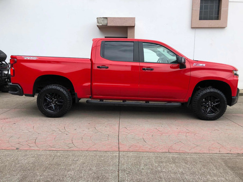Imagen 5 de 10 de Chevrolet Cheyenne Trail Boss 4x4