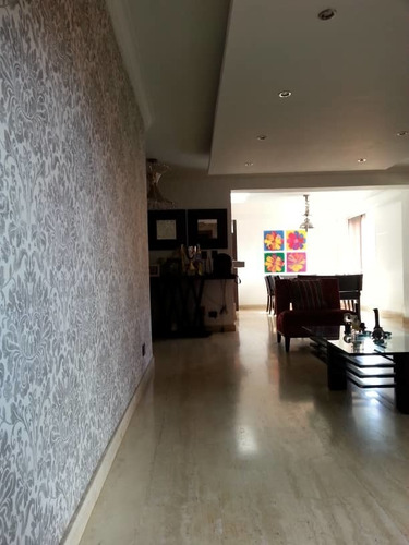 Apartamento En Venta Los Naranjos