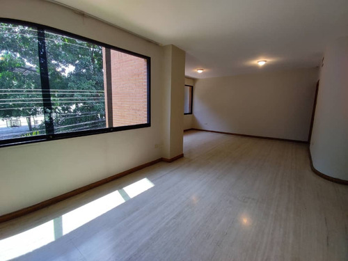 Imagen 17 de 18 de Amplio Apartamento En Venta En La Soledad Las Delicias Maracay 04128900222