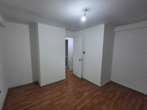 Muy Linda Casa Con Muy Buena Conectividad (107306)
