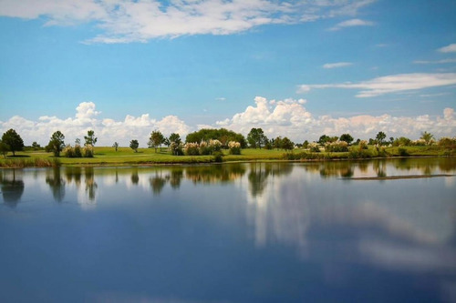 Imagen 13 de 19 de Carmelo Golf