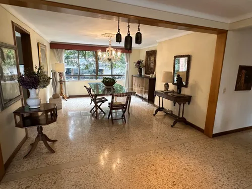 Apartamento En Arriendo En Castropol. Cod A776002