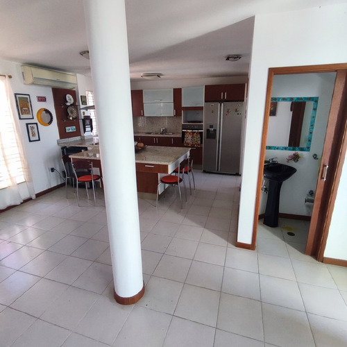 Imagen 5 de 22 de Excelente Townhouse Duplex Urbanizacion Brisasdel Mar Conjunto Villavel 3 Minutos Del Sambil