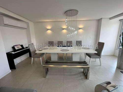 Apartamento Piso Bajo 178 M² 3h, 4b, 2p, Residencias Alto Hatillo Humbold Con Pozo De Agua En Venta En Alto Hatillo Calle El Pauji Caracas