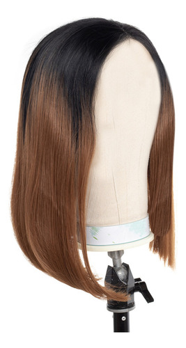 Una Línea De Pelo Liso Con Pelo Predepilado Para Mujer Brown