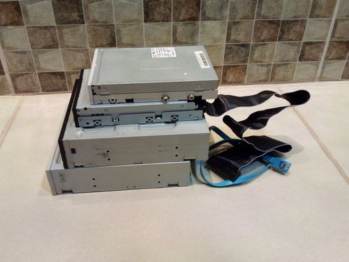 Drive Leitor De Dvd E Disquetes Lote Preto (Usado)