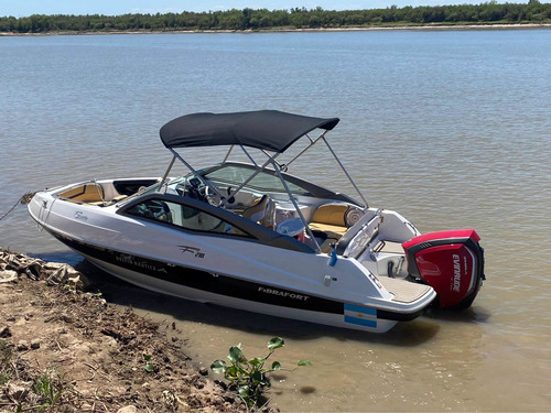 Imagen 1 de 16 de Lancha Fibrafort Focker 210 Open Con Evinrude Etec 150 M2019