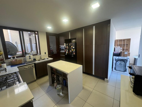 Luminosa Casa En Condominio Los Litres Venta