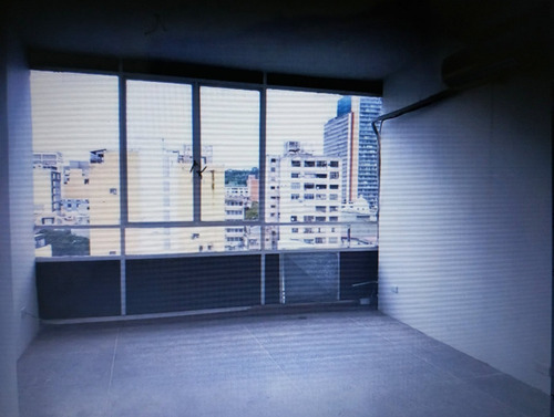 Imagen 1 de 14 de Alquiler Oficina Comercial 53 M2, Av. Lecuna Con Velazquez