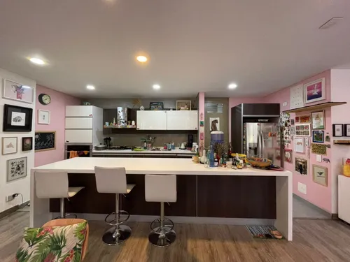 Apartamento En Venta En Los Rosales. Cod V23898