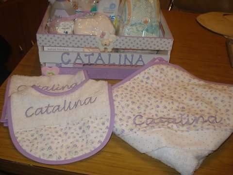 Toallon Personalizado Babero Y Babita
