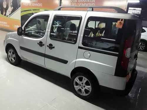 Imagem 6 de 9 de Fiat Doblò 1.8 Mpi Essence 7l 16v Flex 4p Manual