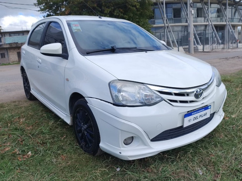 Toyota Etios 1.5 XLS 5P L13