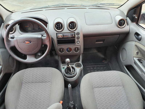 Ford Fiesta Sedan1.6flex