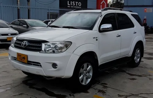 Toyota Fortuner 4.0 Sr5