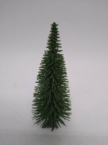 Imagen 3 de 10 de Nico 4 Pinos Plasticos 10 Cms De Alto Noch Ho (arv 37)