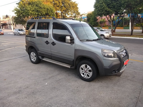 Fiat Doblo 2012 1.8 16v Adventure Flex 5p