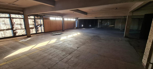 Imagen 14 de 22 de Local Comercial 1178 M² Cub. En 2 Plantas - Sobre Avenida / Metrobus - S.justo (ctro)