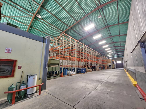 Galpones En Alquiler Zona Industrial Iii Con 5 Cavas De Conservacion Capacidad 180 Toneladas Cada Una Racks Con 320 Posiciones Empaquetadora De Leche En Polvo Barquisimeto Lara Daniela Linarez