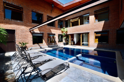 Imagen 24 de 30 de San Jerónimo Lídice - Casa Con Alberca En Venta / House Wit
