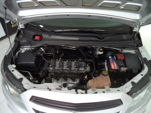 Imagem 7 de 8 de Chevrolet Onix Completinho Com Baixo Km , Bom P/ App´s