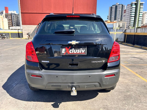 Chevrolet Tracker 1.8 MPFI LT 4X2 16V FLEX 4P AUTOMÁTICO