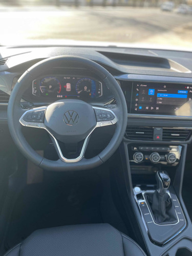 Imagen 10 de 13 de Volkswagen Taos 2022 1.4 250 Tsi Highline