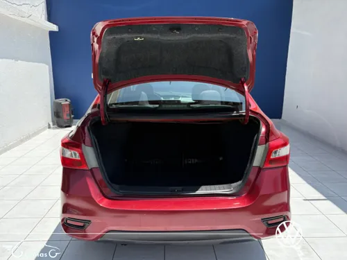 Nissan Sentra 1.8 Advance Cvt